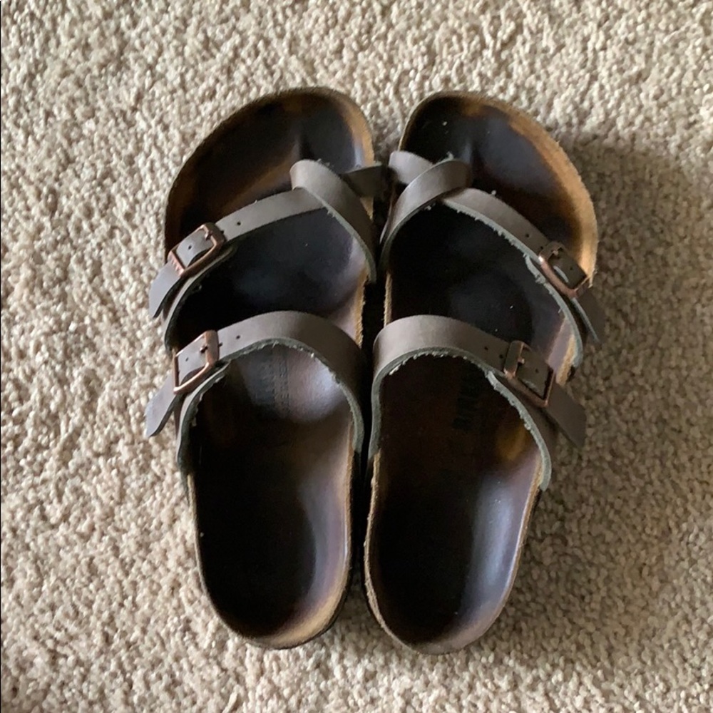 Birkenstock Mayari size 38 (7-7.5)